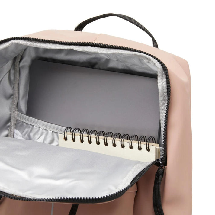 New Rebels Laptoprugzak 51.1195 Chicago Old pink 70 New Rebels Laptoprugzak 51.1195 Chicago Old pink 70