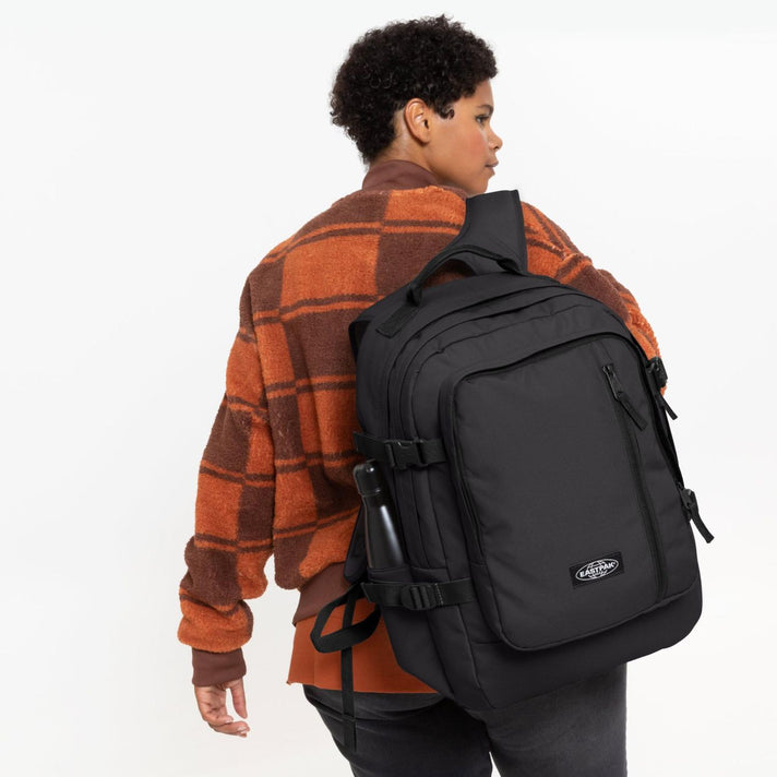 Eastpak Rugzak Volker 0A5BEW W33 CS Mono Black 2 Eastpak Rugzak Volker 0A5BEW W33 CS Mono Black 2