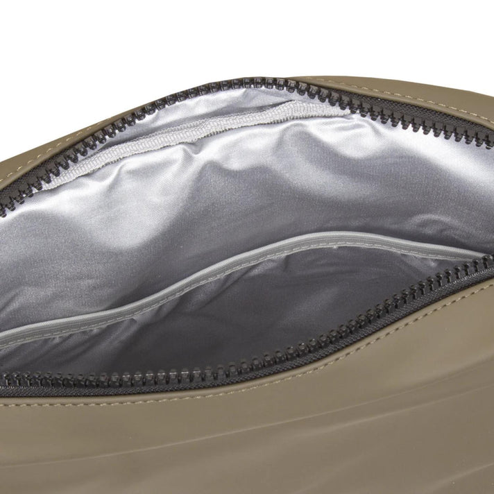 New Rebels Tas 43.1161 Mart Olive 23 New Rebels Tas 43.1161 Mart Olive 23