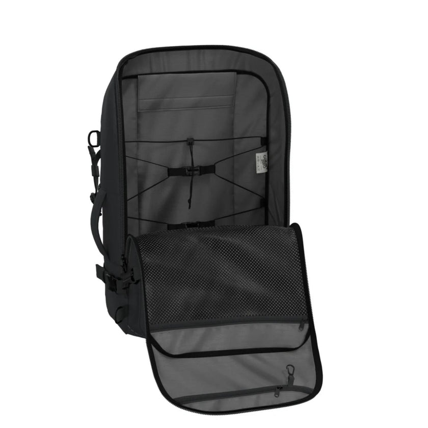 Cabin Zero Reistas AD06 42L Absolute Black 1201