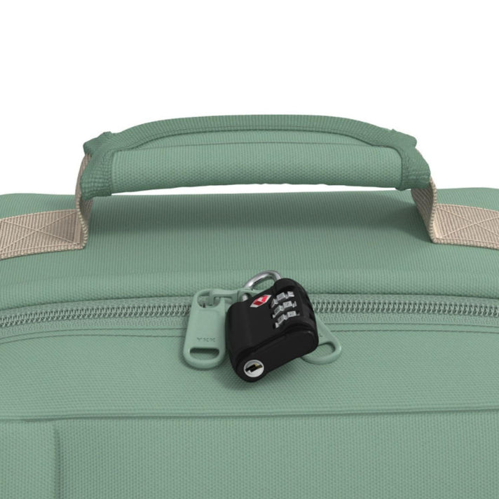 Cabin Zero Reistas CZ17 Class 36 ltr Sage Forest 2401 Cabin Zero Reistas CZ17 Class 36 ltr Sage Forest 2401