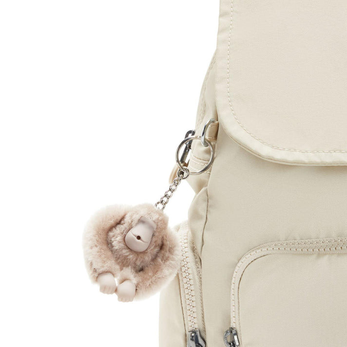 Kipling Rugtas City Zip S 15634* 3KA Beige Pearl Kipling Rugtas City Zip S 15634* 3KA Beige Pearl