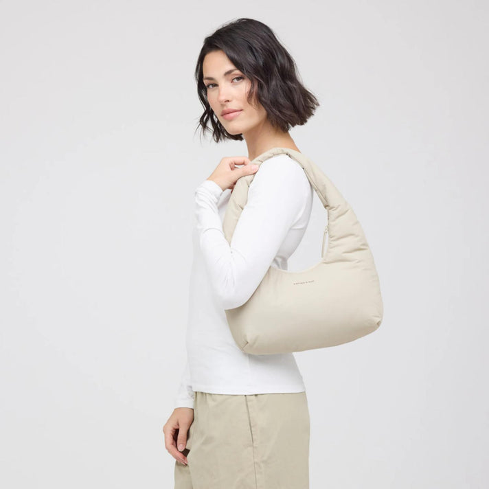Kapten & Son Tas Skara Cloud Shoulder Sandstone Kapten & Son Tas Skara Cloud Shoulder Sandstone