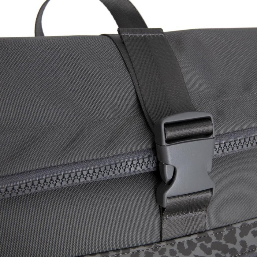 New Rebels Laptoprugzak 51.1525 New York Leopard Black 00