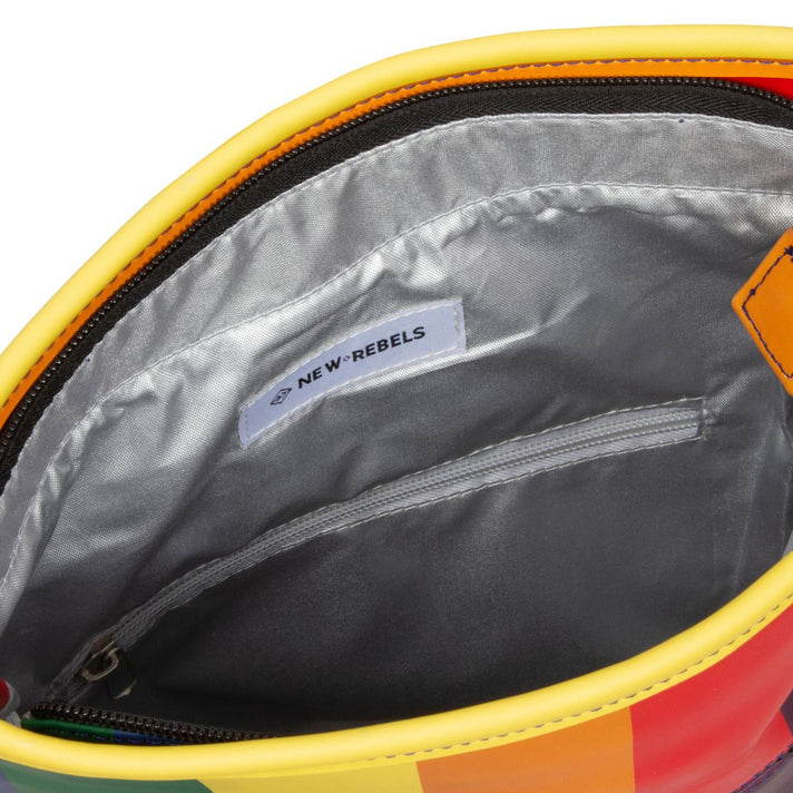 New Rebels Rugzak 51.1320 Los Angeles Rainbow 88 New Rebels Rugzak 51.1320 Los Angeles Rainbow 88