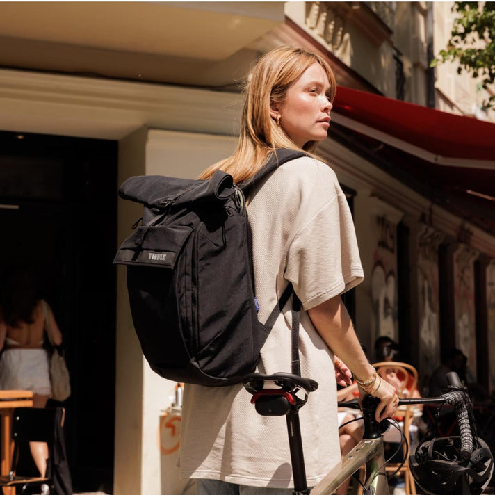 Thule Laptop rugzak Backpack 24L 3205011 Black Thule Laptop rugzak Backpack 24L 3205011 Black