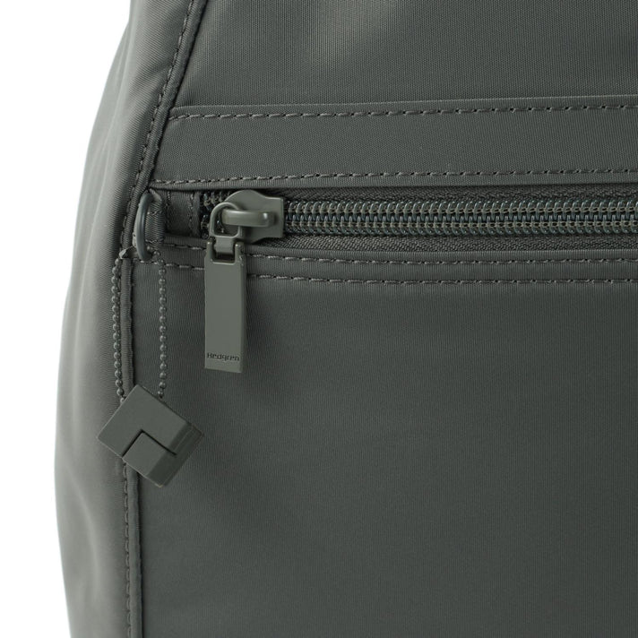 Hedgren Rugzak HIC11 Vogue small RFID black Ink 905 Hedgren Rugzak HIC11 Vogue small RFID black Ink 905