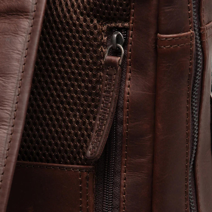 Chesterfield Rugzak C58.0337 Jasper Bruin 01 Chesterfield Rugzak C58.0337 Jasper Bruin 01