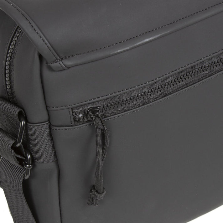 New Rebels Tas 43.1161 Bronx Black 00 New Rebels Tas 43.1161 Bronx Black 00