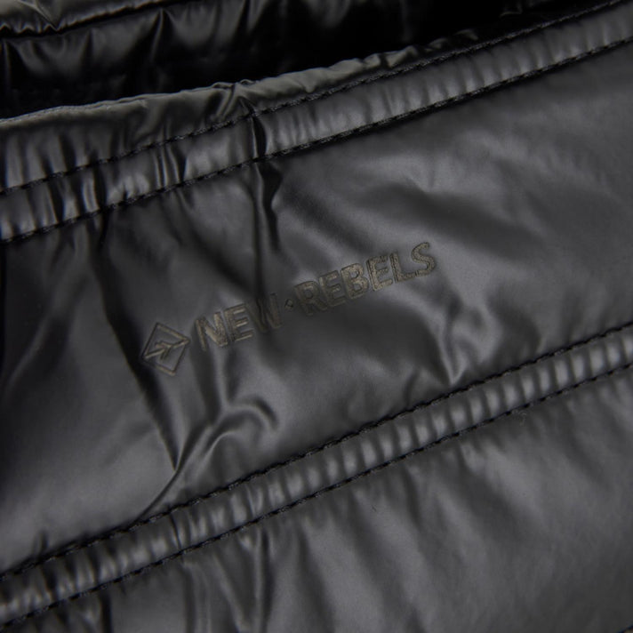 New Rebels Shopper 31.1207 Goldsboro Puff Black 00 New Rebels Shopper 31.1207 Goldsboro Puff Black 00