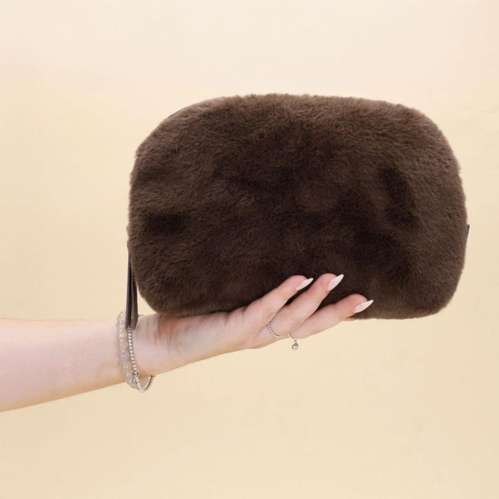 Beagles Toilettas 24614 Faux Fur Mokka 1273 Beagles Toilettas 24614 Faux Fur Mokka 1273