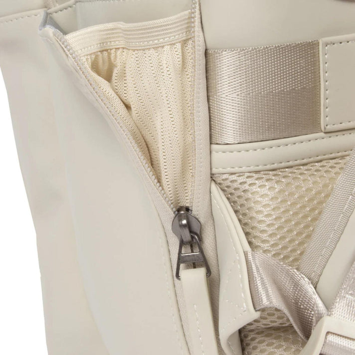 New Rebels Laptoprugzak 51.1315 Milwaukee Beige 06 New Rebels Laptoprugzak 51.1315 Milwaukee Beige 06