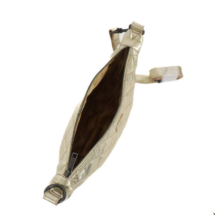 Bear Design Crossbody CP3066 Laura Champagne Bear Design Crossbody CP3066 Laura Champagne