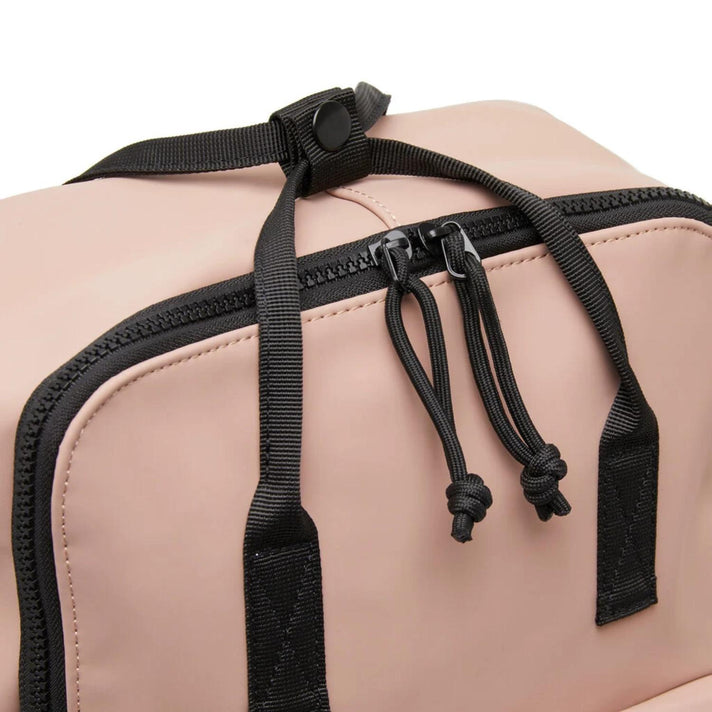 New Rebels Laptoprugzak 51.1195 Chicago Old pink 70 New Rebels Laptoprugzak 51.1195 Chicago Old pink 70