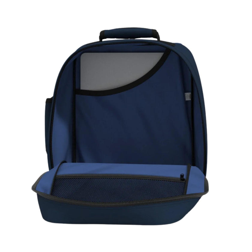 Cabin Zero Reistas CZ08 Mini 28Ltr Navy 1205