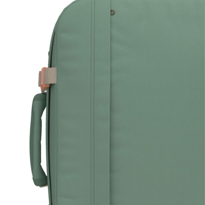 Cabin Zero Reistas CZ06 Class 44Ltr Sage Forest 2401 Cabin Zero Reistas CZ06 Class 44Ltr Sage Forest 2401