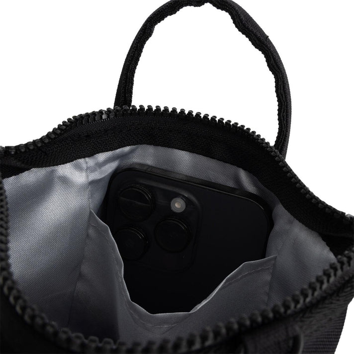 New Rebels Tas 23.1088 Beverly Black 00 New Rebels Tas 23.1088 Beverly Black 00