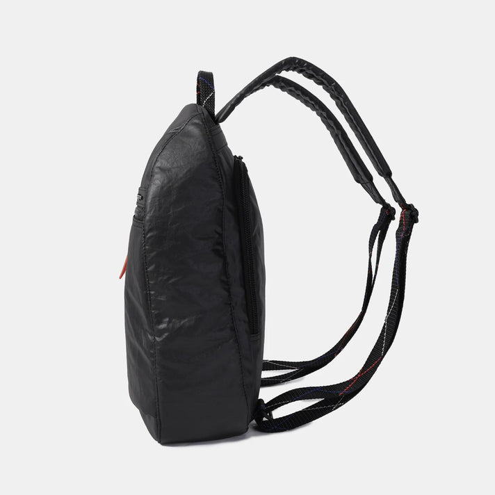 Hedgren Rugzak HIC11L Vogue L Creased Black/Coral 864 Hedgren Rugzak HIC11L Vogue L Creased Black/Coral 864