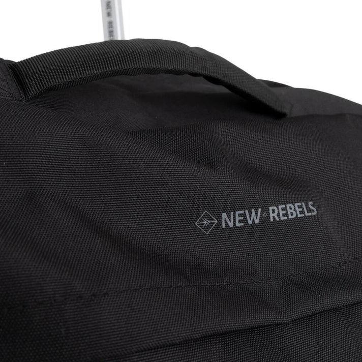 New Rebels Wieltas 21.1033 60cm Zwart 00 New Rebels Wieltas 21.1033 60cm Zwart 00