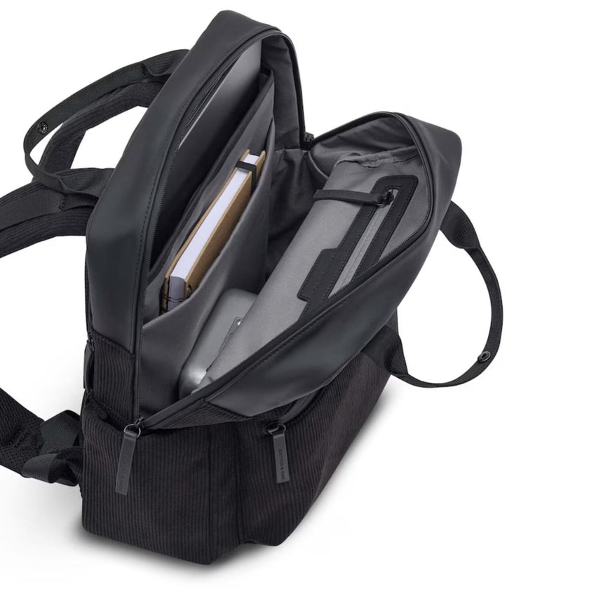 Kapten & Son Laptop Rugzak Bergen Pro Cord All Black Corduroy