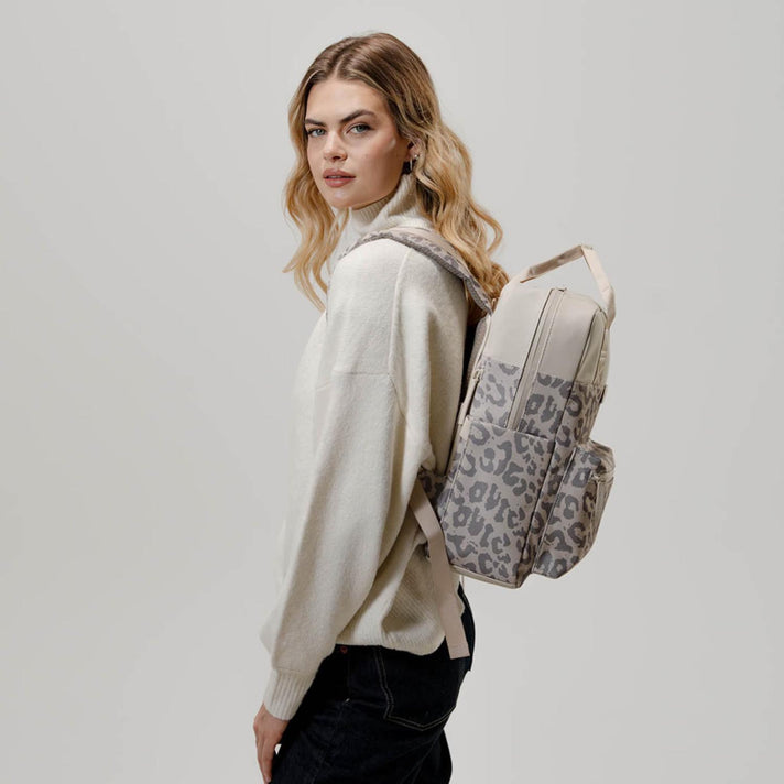 Kapten & Son Laptoprugzak Bergen Pro Leo Sandstone Leopard Kapten & Son Laptoprugzak Bergen Pro Leo Sandstone