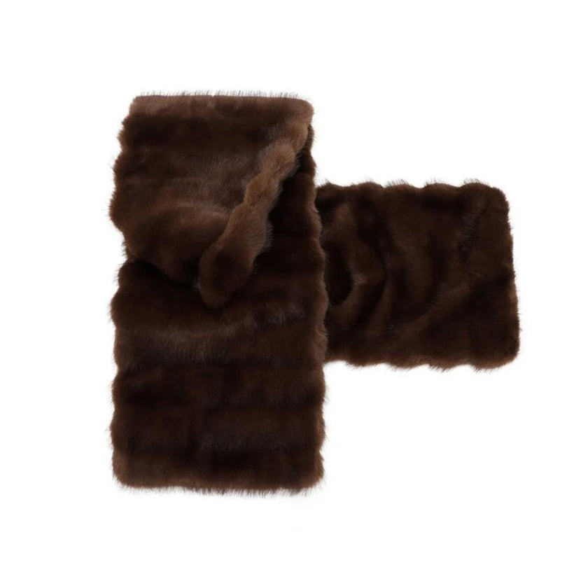 Emily & Noah Sjaal 65743 Linette Brown 200