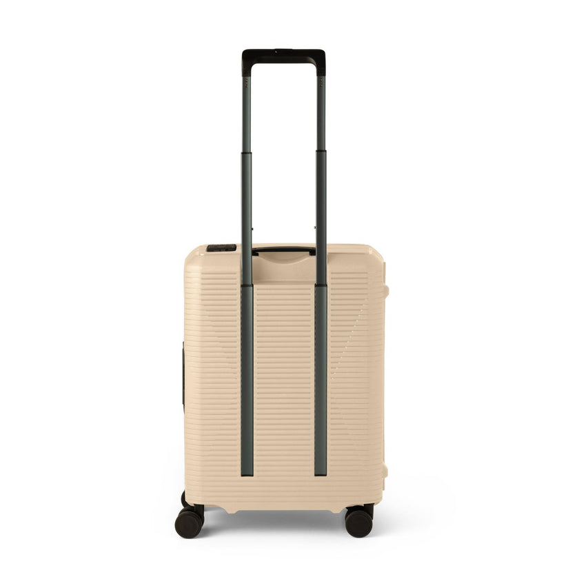 Oistr Koffer Oslo-20 55 cm Off White