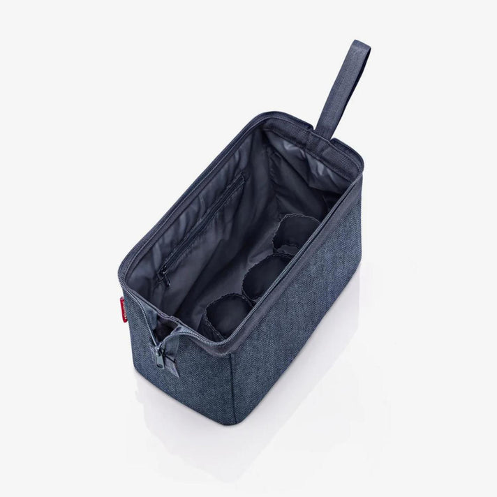 Reisenthel Toilettas Travelcosmetic Herringbone Dark Blue 4113 Reisenthel Toilettas Travelcosmetic Herringbone Dark Blue 4113
