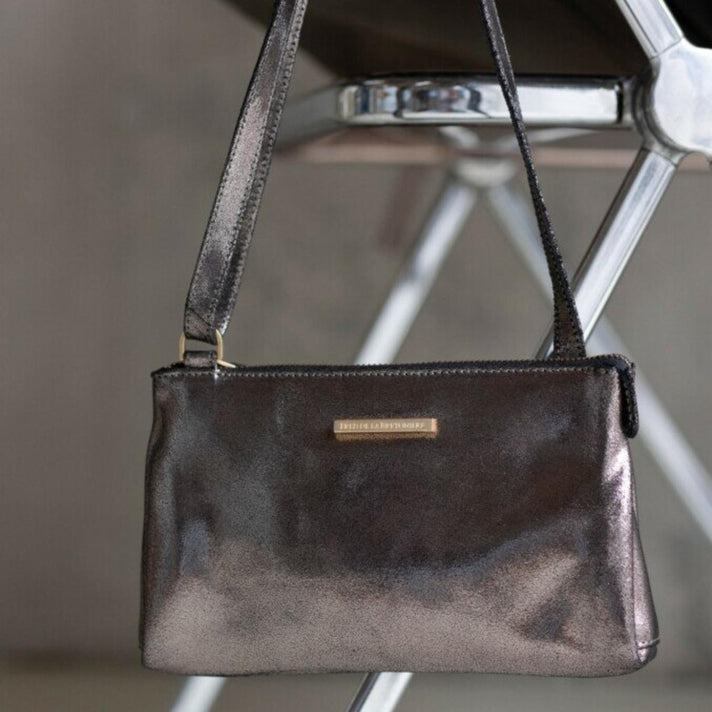 Fred de la Bretoniere Tasje rits FR003501943W Lenny Gun metal grey Fred de la Bretoniere Tasje rits FR003501943W Lenny Gun metal grey