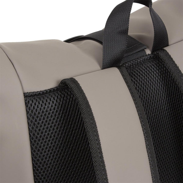 New Rebels Laptoprugzak 51.1135 New York Taupe 39 New Rebels Laptoprugzak 51.1135 New York Taupe 39