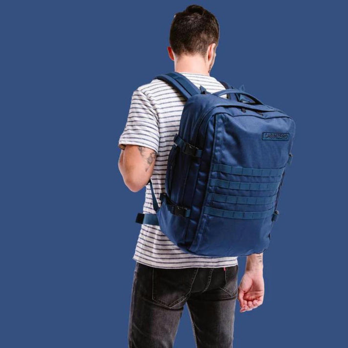 Cabin Zero Reistas CZ09 Milit 44 ltr Navy 1811 Cabin Zero Reistas CZ09 Milit 44 ltr Navy 1811