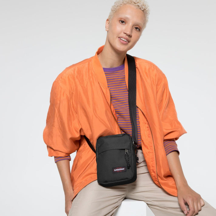 Eastpak Tas The one K045 008 Black Eastpak Tas The one K045 008 Black