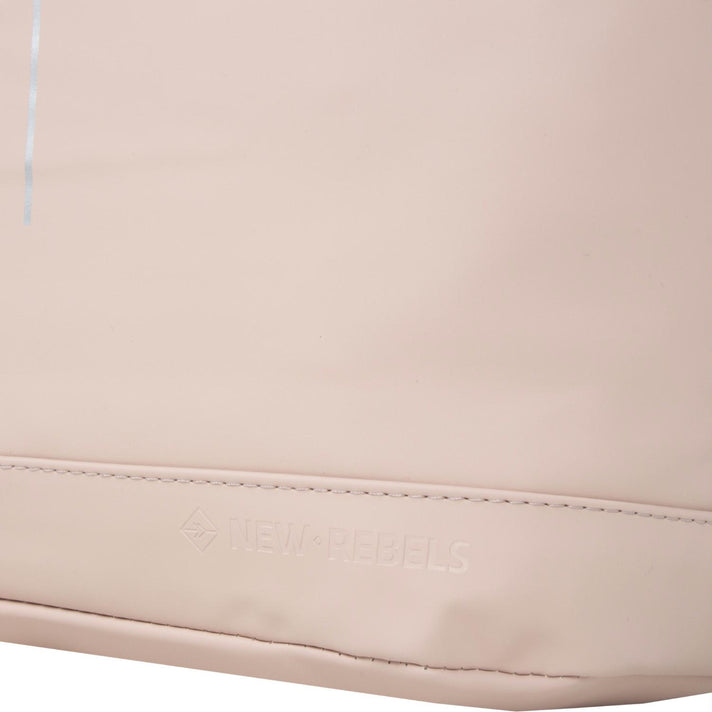 New Rebels Laptoprugzak 51.1135 New York Old Pink 70 New Rebels Laptoprugzak 51.1135 New York Old Pink 70