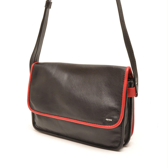 Berba Tas 005-517 Soft 15 Zwart/Rood Berba Tas 005-517 Soft 15 Zwart/Rood