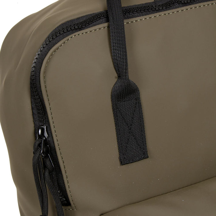 New Rebels Laptoprugzak 51.1195 Chicago Olive 23 New Rebels Laptoprugzak 51.1195 Chicago Olive 23