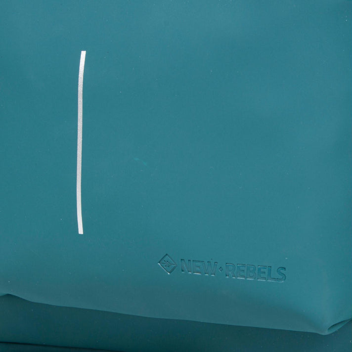 New Rebels Laptoprugzak 51.1195 Chicago Petrol 75 New Rebels Laptoprugzak 51.1195 Chicago Petrol 75