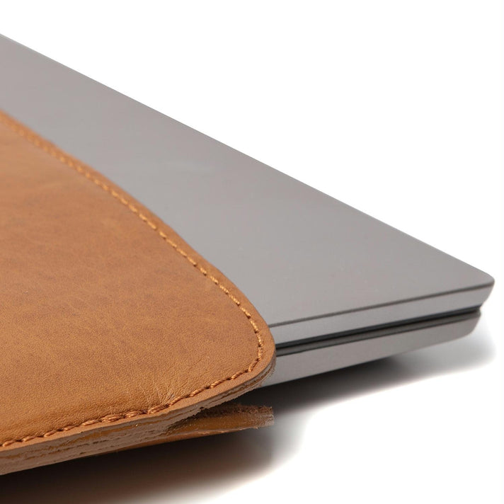 Chesterfield Laptop Sleeve C40.1065- Miami Cognac 31 Chesterfield Laptop Sleeve C40.1065- Miami Cognac 31