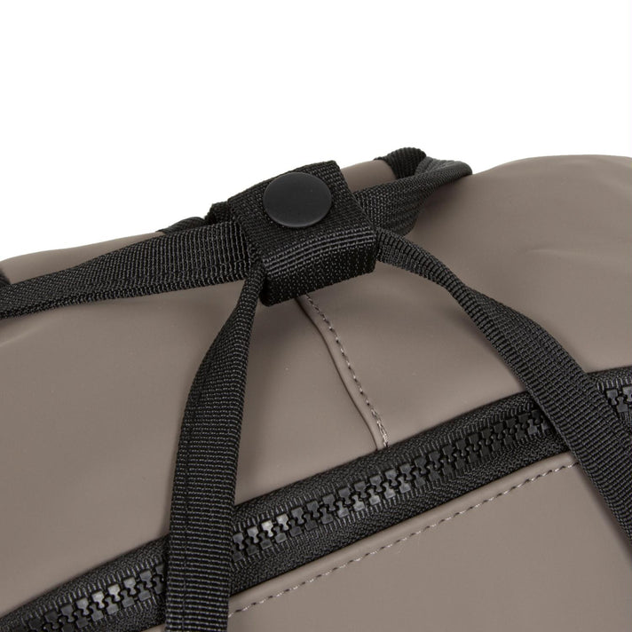 New Rebels Laptoprugzak 51.1195 Chicago Taupe 39 New Rebels Laptoprugzak 51.1195 Chicago Taupe 39