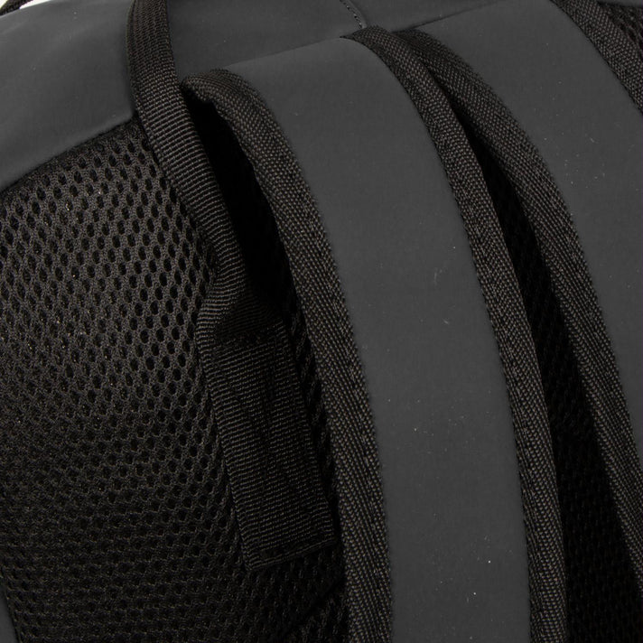 New Rebels Laptoprugzak 51.1195 Chicago Black 00 New Rebels Laptoprugzak 51.1195 Chicago Black 00