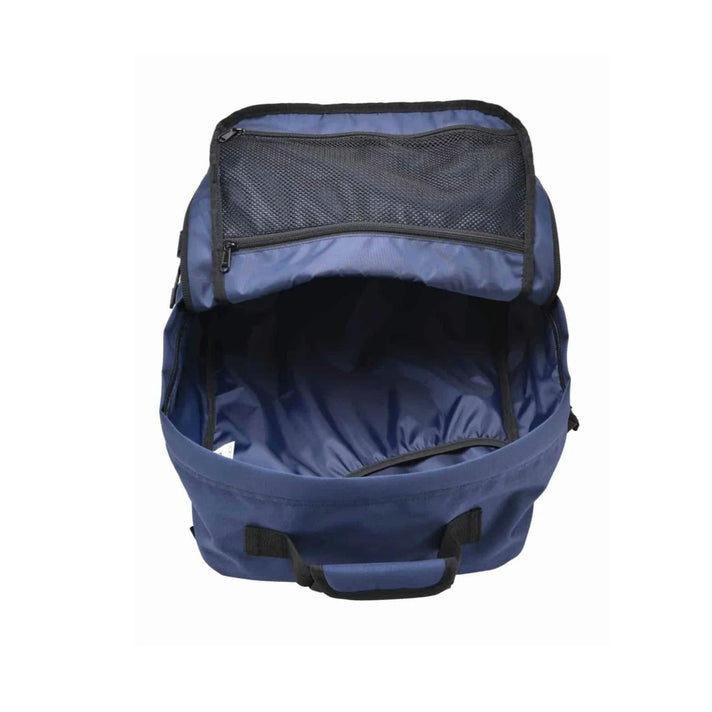Cabin Zero Reistas CZ17 Class 36 ltr Navy 1205 Cabin Zero Reistas CZ17 Class 36 ltr Navy 1205