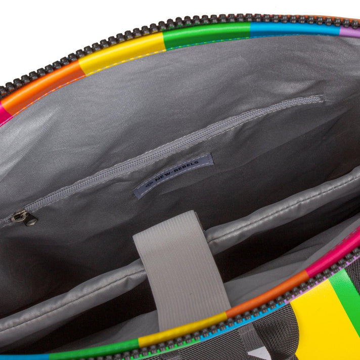New Rebels Laptoprugzak 51.1309 New York Rainbow 88 New Rebels Laptoprugzak 51.1309 New York Rainbow 88