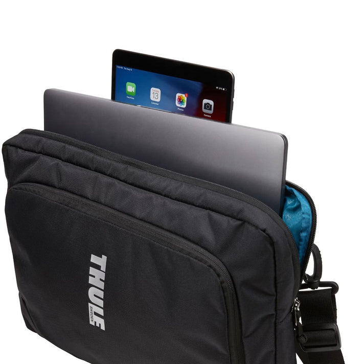 Thule Reistas Convertible Carry-On 40ltr 3204023 Black Thule Reistas Convertible Carry-On 40ltr 3204023 Black