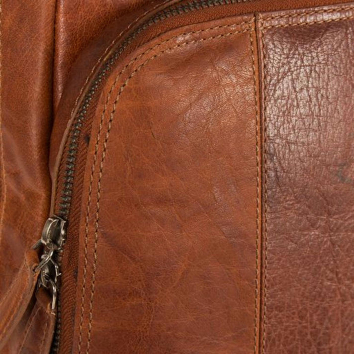 Justified Laptoprugzak 17.1018 Everest Cognac 31 Justified Laptoprugzak 17.1018 Everest Cognac 31