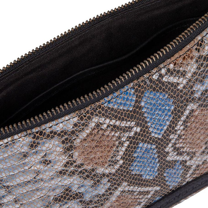 Cowboysbag Shopper 3390 Worth Black/Blue 405 Cowboysbag Shopper 3390 Worth Black/Blue 405