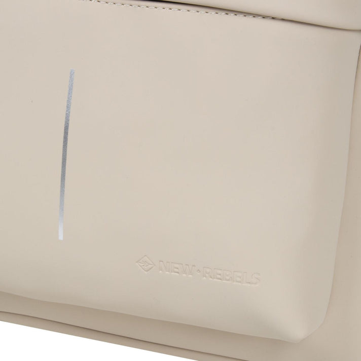 New Rebels Laptoprugzak 51.1195 Chicago Fel Beige 53 New Rebels Laptoprugzak 51.1195 Chicago Fel Beige 53