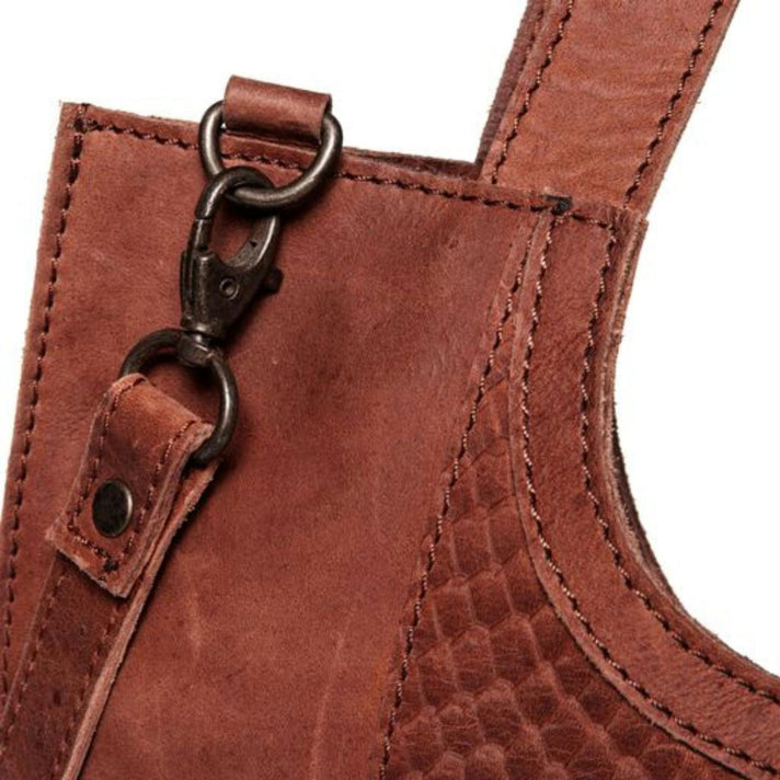 Justified Tas 10.0059 *Antara Brown 01 Justified Tas 10.0059 *Antara Brown 01