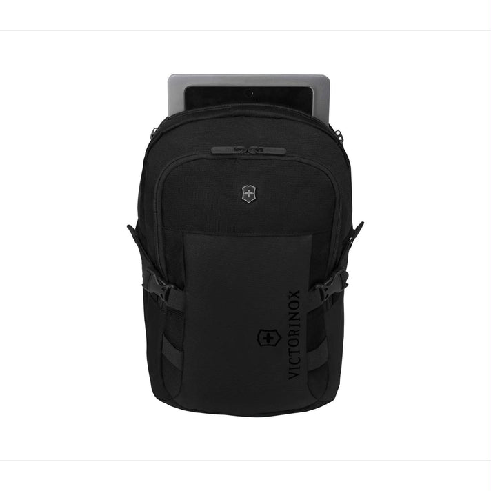 Victorinox Laptoprugzak 611416 Compact VX Sport EVO Black/Black Victorinox Laptoprugzak 611416 Compact VX Sport EVO Black/Black