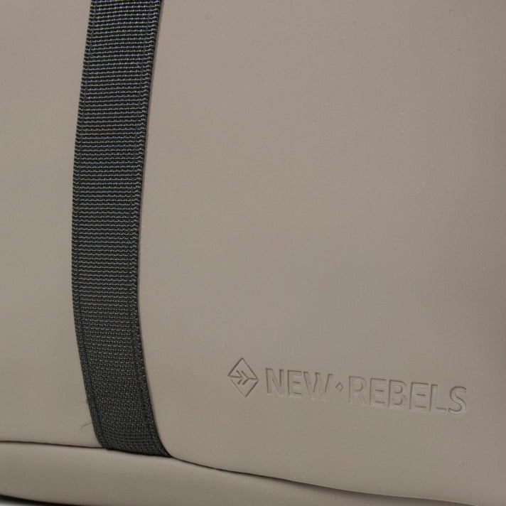 New Rebels Rugzak 51.1255 Los Angeles Taupe 39 New Rebels Rugzak 51.1255 Los Angeles Taupe 39