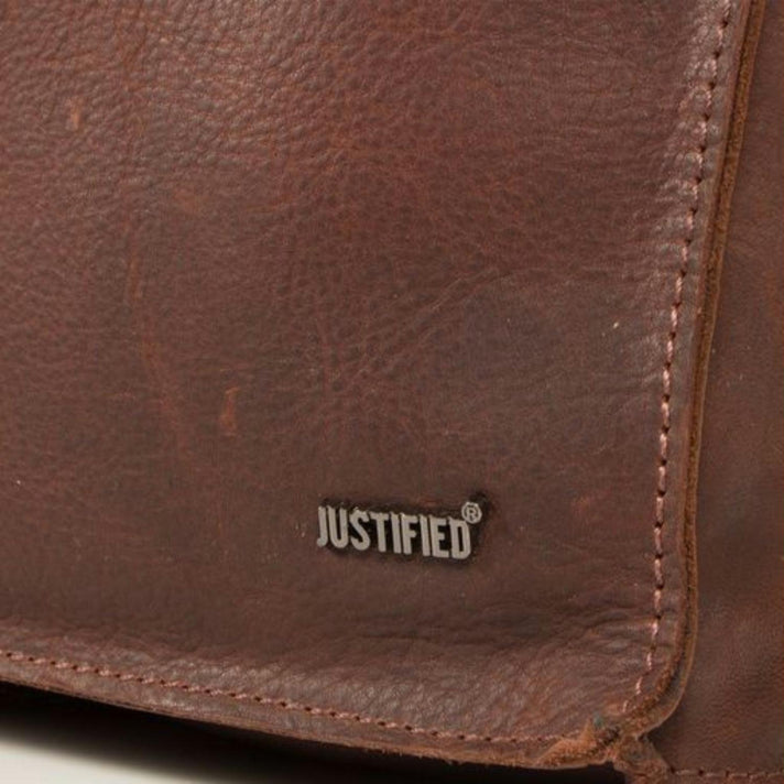 Justified Laptoptas 10.0068 Nynke Brown 01 Justified Laptoptas 10.0068 Nynke Brown 01