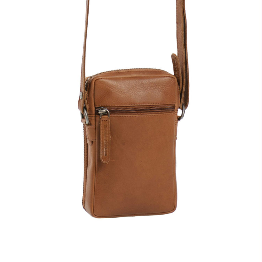 Chesterfield Telefoontasje C48.1163 Hamilton 31 Cognac